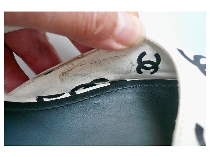 Sandali Slingback Chanel monogrammati CC Nero Bianco - vista 4
