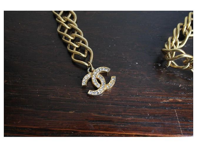 Cinturón de cadena Chanel logo CC dorado - vista 5