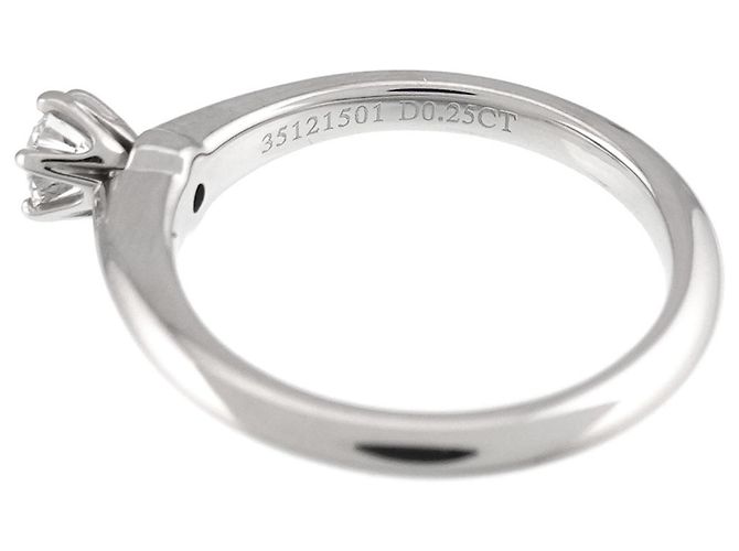 Autre Marque Tiffany & Co. Platin-Solitärring mit Diamant - Ansicht 4