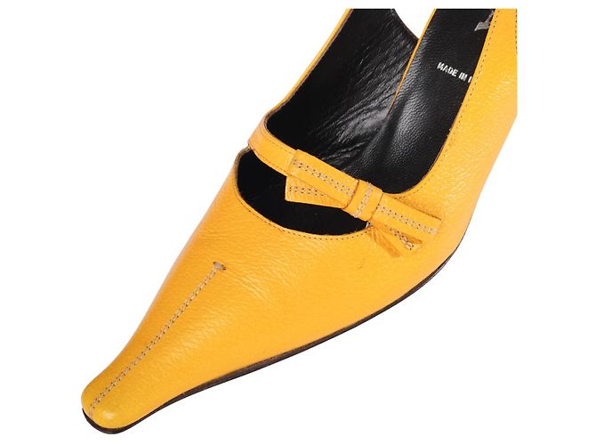 Bow Prada Slingback-Pumps aus gelbem Leder mit Schleife - Ansicht 4