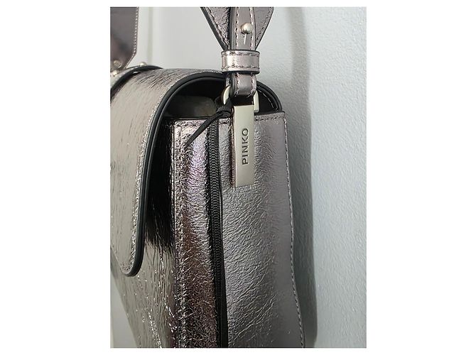 Borsa a tracolla Pinko Love One Classic Slouchy in pelle metallizzata argento Grigio Metallico - vista 13