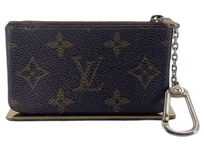 Louis Vuitton Portamonete e porta chiavi Pochette in tela Monogram marrone - vista 2