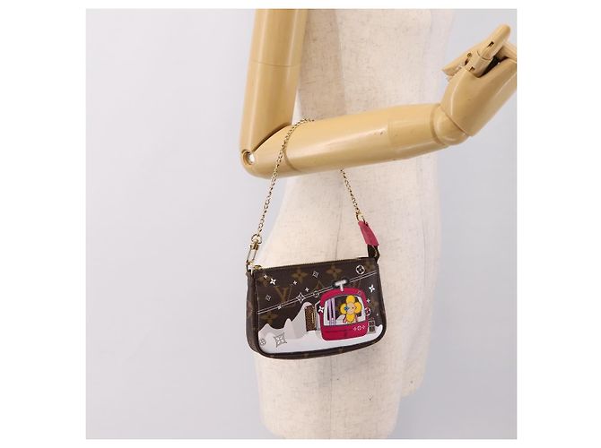 LOUIS VUITTON Vivienne Mini Pochette Accessoires Pouch M68490 LV - vista 21