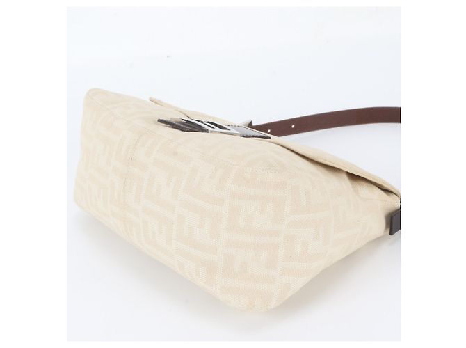 Borsa a spalla Fendi Zucca Canvas Mamma Bucket Baguette Beige - vista 6