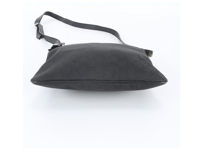 Borsa a tracolla in pelle e nylon GG con ciondolo Gucci Nero - vista 5
