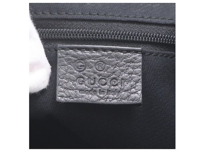 Borsa a tracolla in pelle e nylon GG con ciondolo Gucci Nero - vista 8