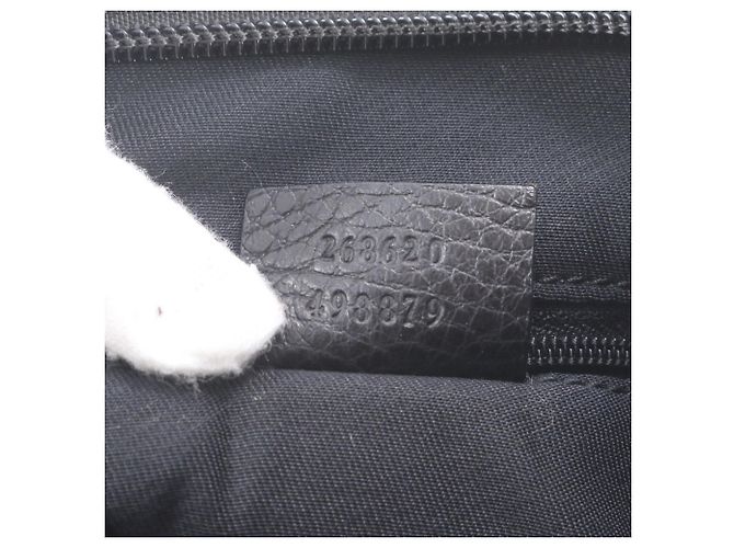 Borsa a tracolla in pelle e nylon GG con ciondolo Gucci Nero - vista 9