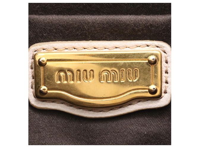 Miu Miu Matelassé Handtasche Tote aus gerafftem Leder Beige - Ansicht 10
