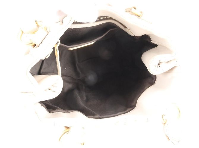 Miu Miu Matelassé Handtasche Tote aus gerafftem Leder Beige - Ansicht 7