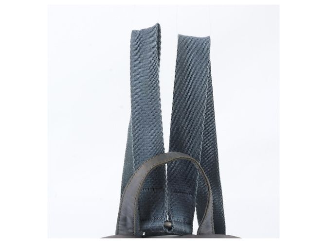 Prada Tessuto Nylon Rucksack mit Leder-Dreieckslogo Braun - Ansicht 2