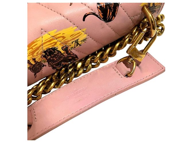 Bolso de cadena Louis Vuitton New Wave PM de hombro Rosa Estampado de leopardo - vista 8