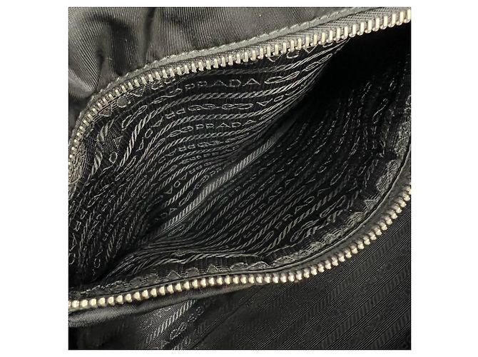 Borsa a tracolla Prada in Tessuto Pocono con logo triangolare in metallo Nero - vista 10