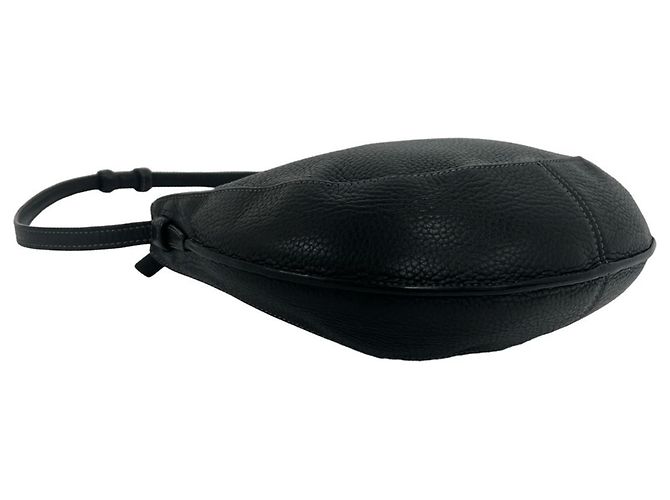Loewe One-Shoulder-Tasche aus schwarzem Leder - Ansicht 7