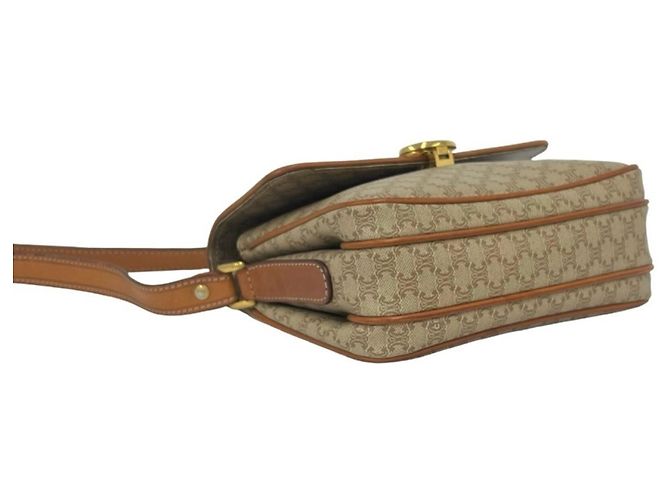 Céline Celine Vintage Triomphe Schultertasche aus Leder Braun Beige - Ansicht 7