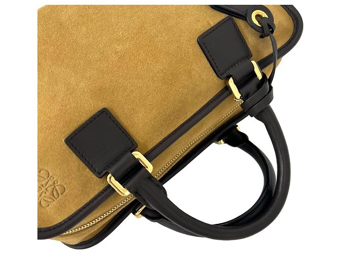 Borsa a tracolla Loewe Amazona 28 in pelle scamosciata Marrone Cammello - vista 4