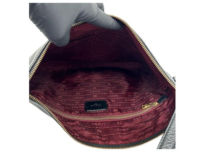 Loewe Heritage Logo Gravierte Lederschultertasche Schwarz - Ansicht 9