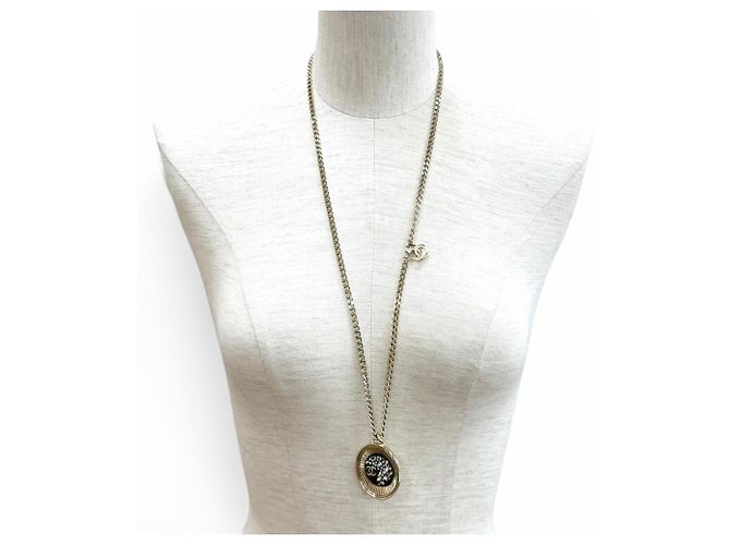 Collana a catena con strass Chanel D21B Coco Mark Nero D'oro - vista 2