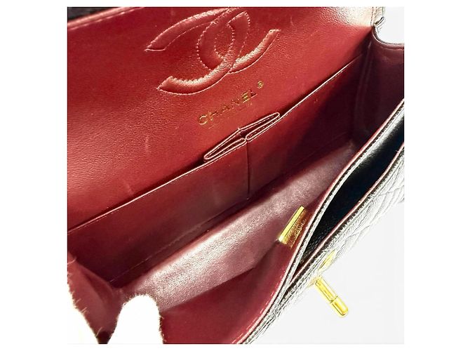 Borsa a tracolla Chanel A01113 Matelassé Nero - vista 6