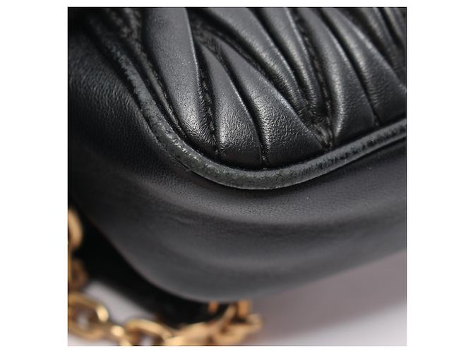 Miu Miu Matelassé Mini Schultertasche Schwarz - Ansicht 7