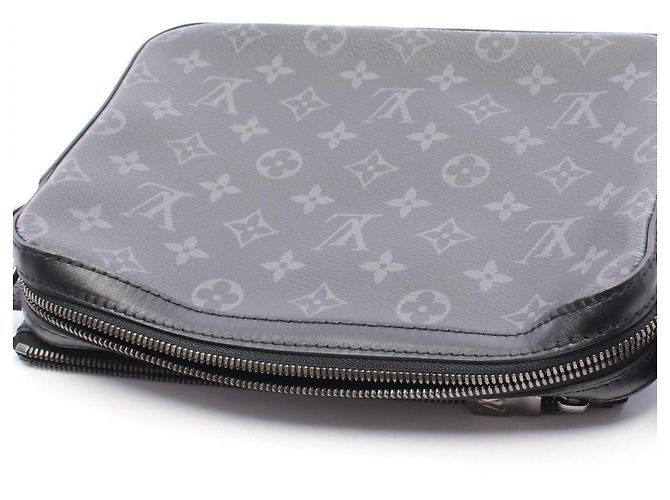 Borsa a tracolla Louis Vuitton Trio Messenger Marrone Nero Monogramma - vista 6