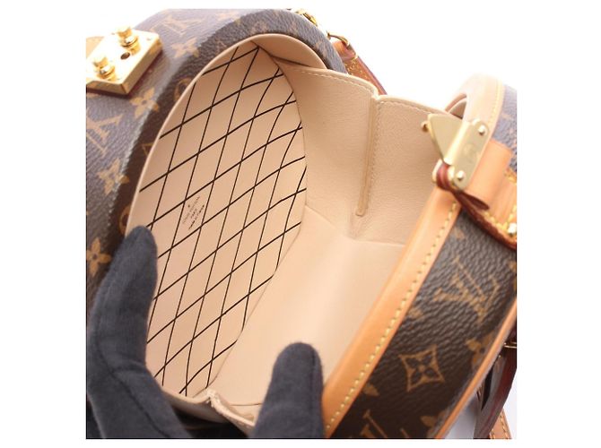 Borsa Louis Vuitton Petite Boite Chapeau Marrone Monogramma - vista 3
