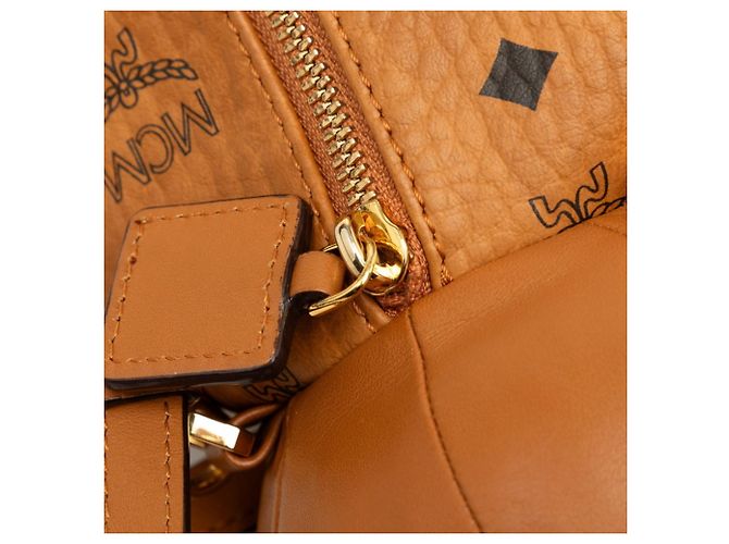 MCM Visetos Logogram Rabbit Doll Rucksack Braun Weiß - Ansicht 5