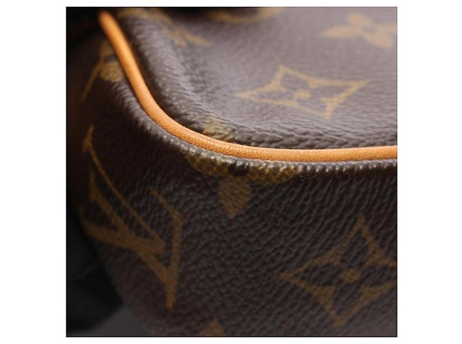 Borsa a tracolla Louis Vuitton Marly Bandoulière Marrone Monogramma - vista 8