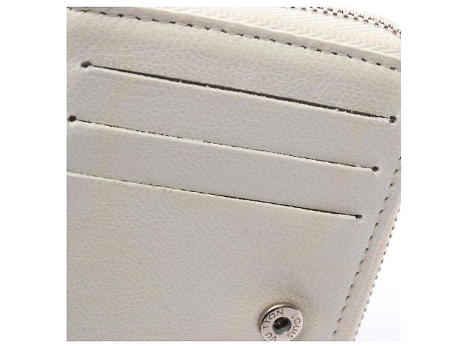 Louis Vuitton Portefeuille Lou LV SKI Bi-fold Wallet Bianco - vista 7
