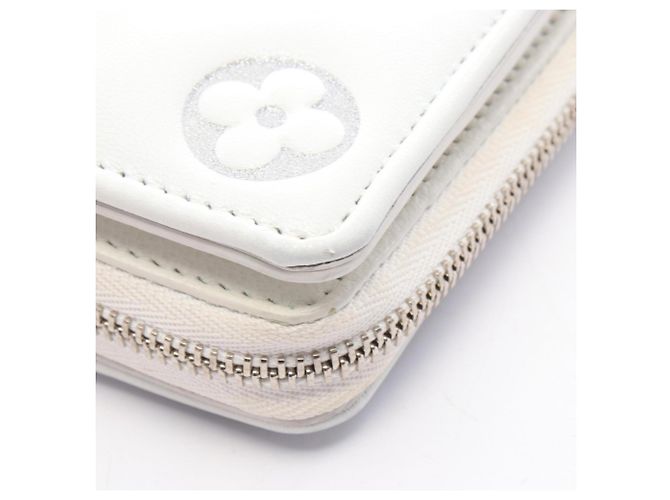 Louis Vuitton Portefeuille Lou LV SKI Bi-fold Wallet Bianco - vista 9