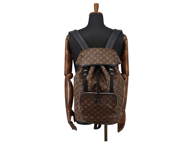 Mochila Louis Vuitton Monogram Macassar Zack Castaño Negro Monograma - vista 10