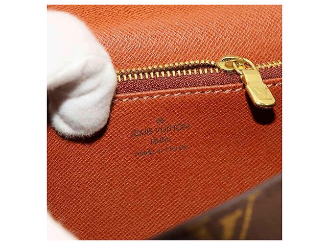 Borsa Louis Vuitton Monogram Malesherbes Marrone Monogramma - vista 8
