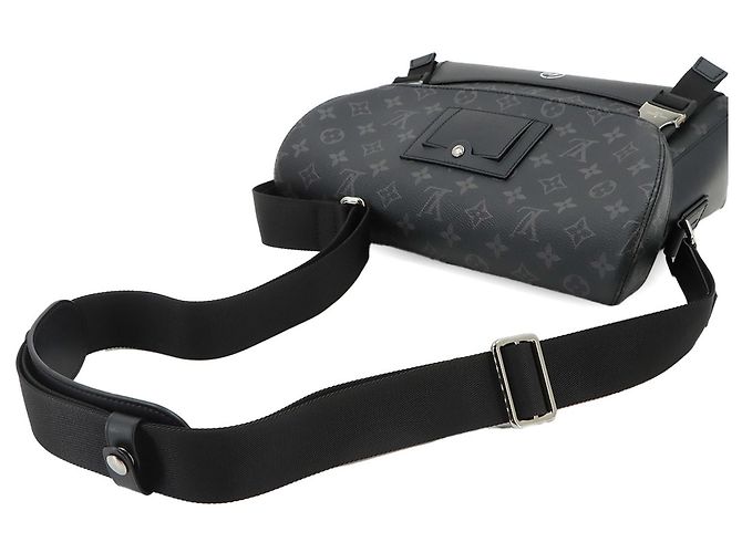 Sac à main épaule Louis Vuitton Voyager PM Fragment Monogram Eclipse Monogramme - vue 6