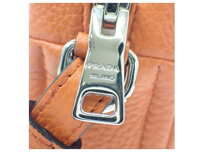 Prada Orange Vitello Daino Soft Crossbody Arancione - vista 10