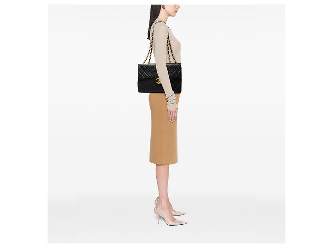 Chanel Black Maxi XL Classic Lambskin Single Flap Nero - vista 6