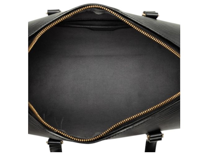 Louis Vuitton Black Epi Soufflot Preto - vista 4