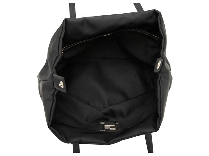 Fendi Handtasche aus schwarzem Nylon FF - Ansicht 4