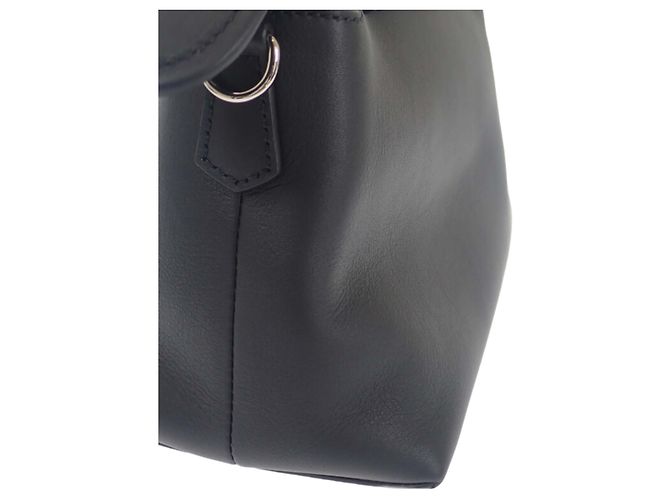 Fendi By The Way Satchel aus Leder in Schwarz, Größe Medium - Ansicht 10