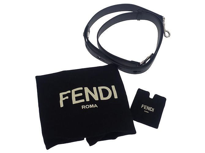 Fendi By The Way Satchel aus Leder in Schwarz, Größe Medium - Ansicht 18