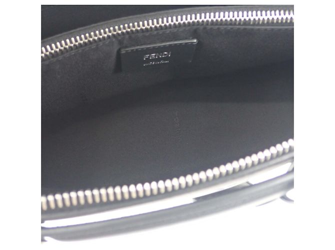 Fendi By The Way Satchel aus Leder in Schwarz, Größe Medium - Ansicht 4