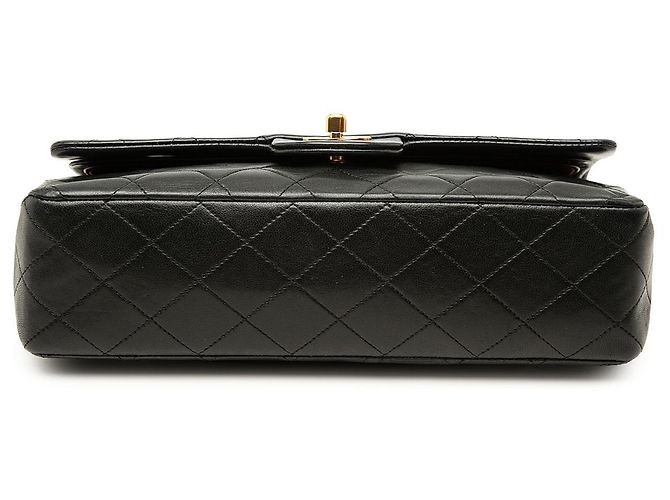 Chanel Black Medium Classic Lambskin Double Flap Noir - vue 3