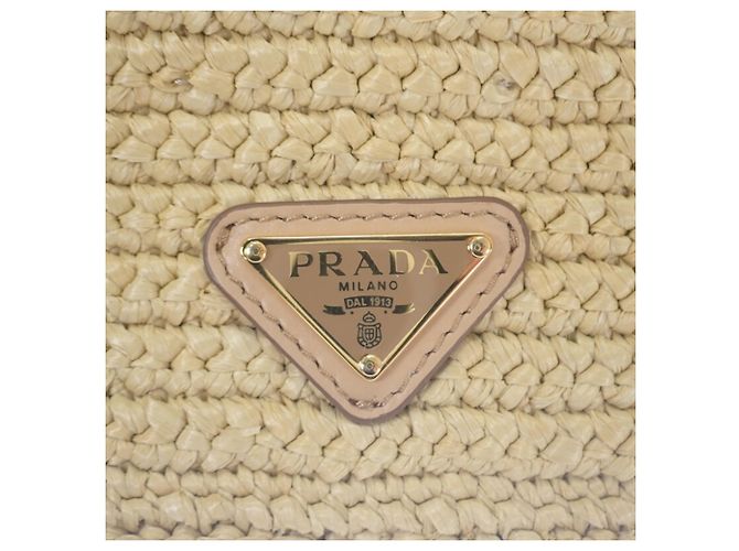 Prada Brique Crossbody-Tasche aus Raffia-Häkeloptik in Beige - Ansicht 5