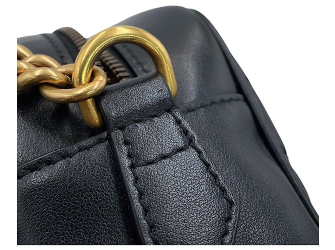 Gucci Borsa a tracolla GG Marmont Matelassé in pelle di vitello nera Small Nero - vista 8