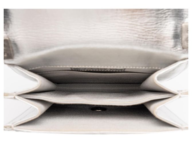 Chanel Silver Quilted Metallic Goatskin North South Boy Flap Argento - vista 4