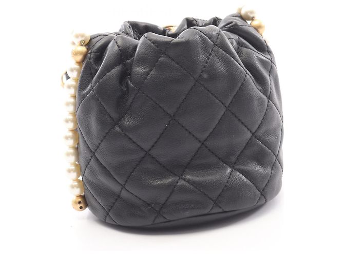 Borsa a tracolla Chanel Matelassé con coulisse Nero - vista 2