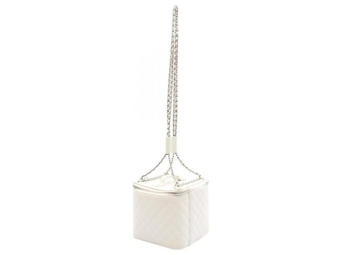 Bolsa Vanity Chanel Matelassé Branco - vista 2