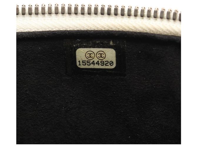 Bolsa Vanity Chanel Matelassé Branco - vista 5