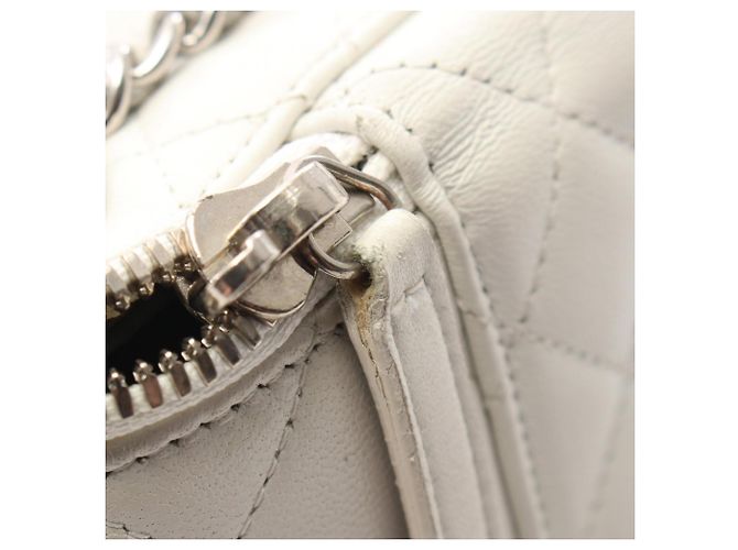 Bolsa Vanity Chanel Matelassé Branco - vista 6