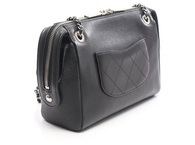 Borsa a tracolla Chanel Matelassé Nero - vista 2