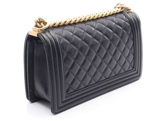Borsa a tracolla Chanel Boy in pelle di vitello martellata nera Nero - vista 2