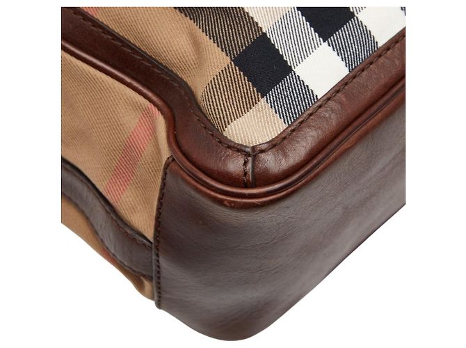 Bolsa Messenger Burberry Nova Check Marrom - vista 5